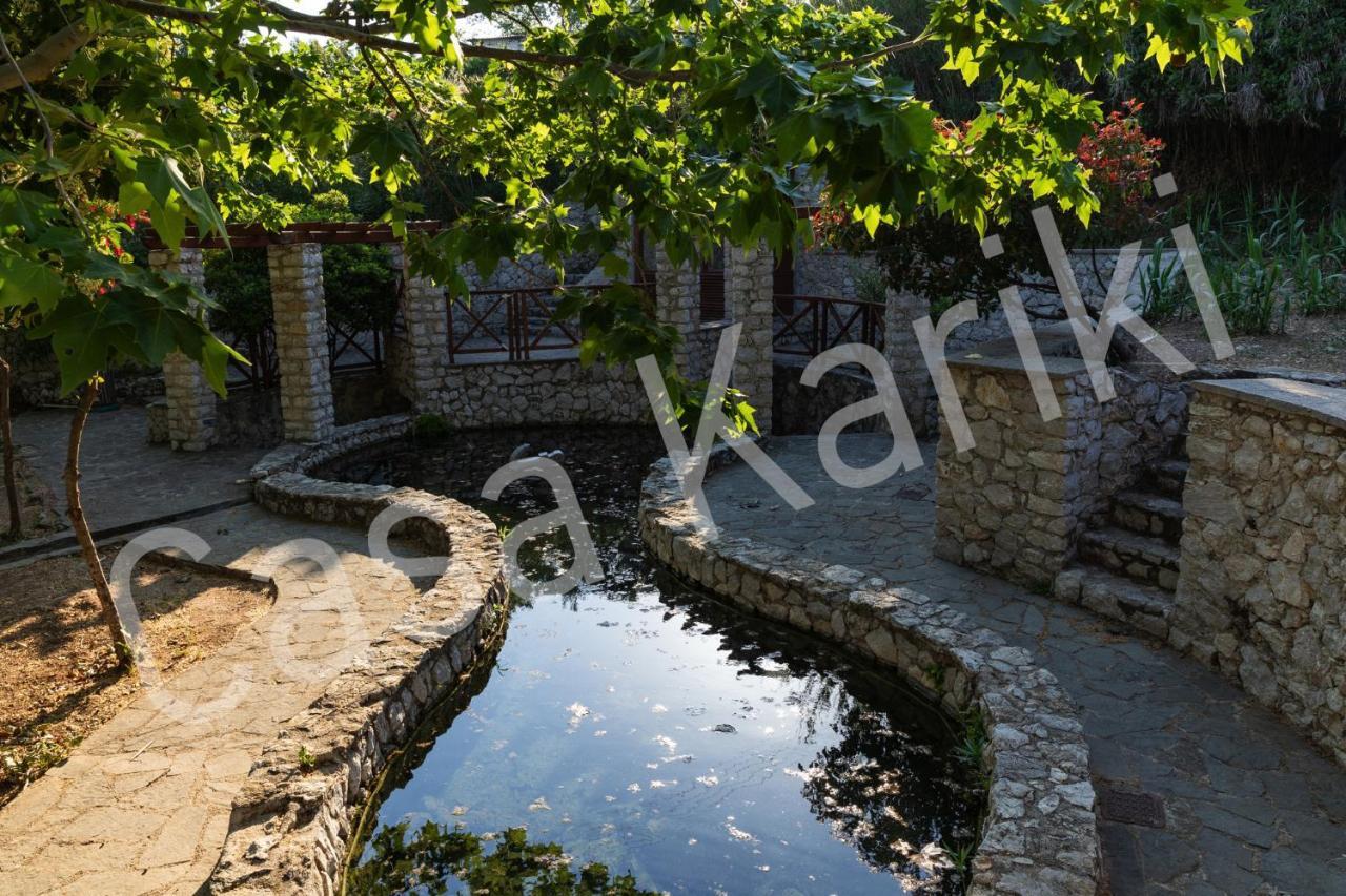 Casa Kariki - Traditional House In Psinthos Exterior photo